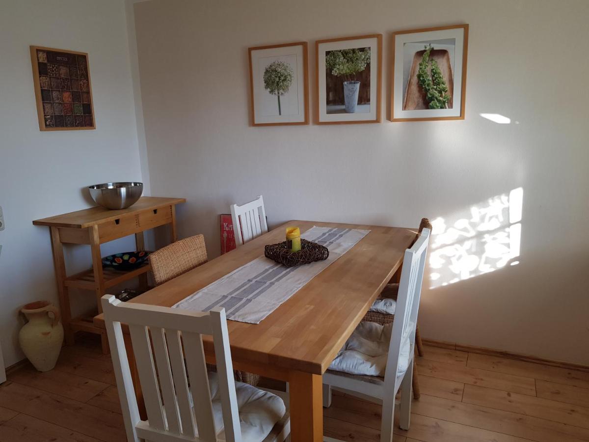 Stilvolles Apartment "Romantic" Neukirchen vorm Wald Exterior foto